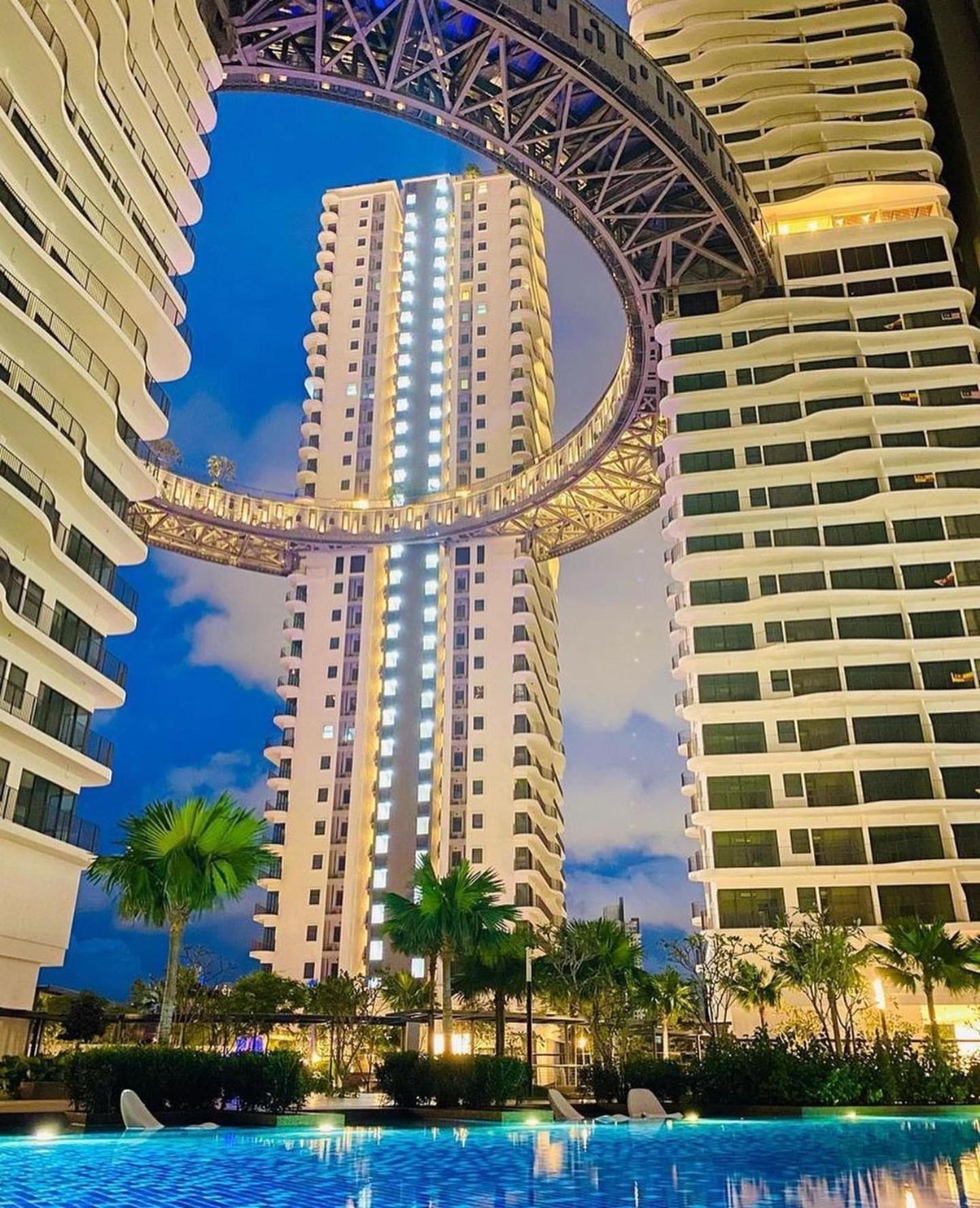 Datum Jelatek Sky Klcc Skyring Linked To Lrt And Mall Ampang (Selangor)