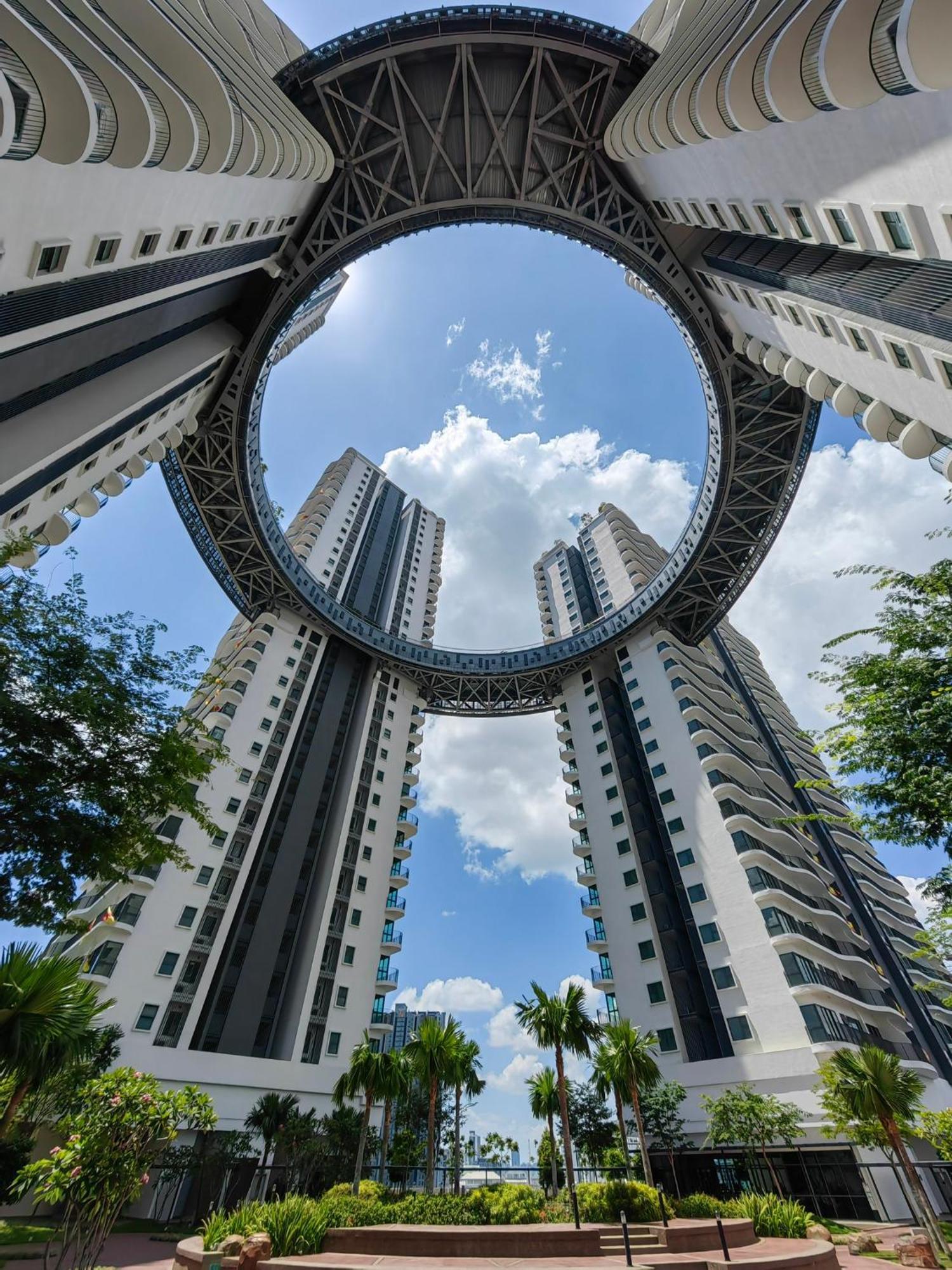 Datum Jelatek Sky Klcc Skyring Linked To Lrt And Mall