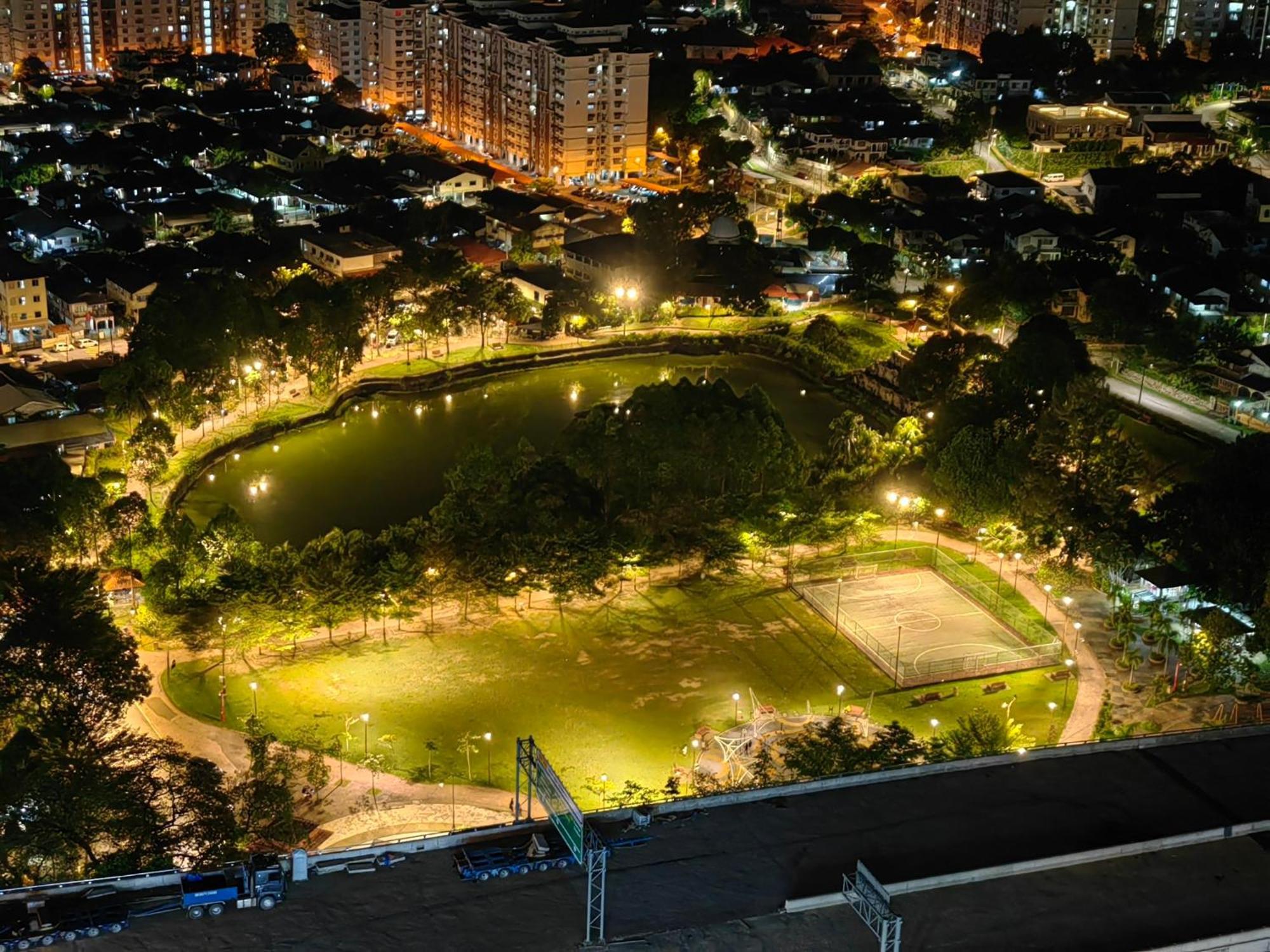 Datum Jelatek Sky Klcc Skyring Linked To Lrt And Mall Appart hôtel