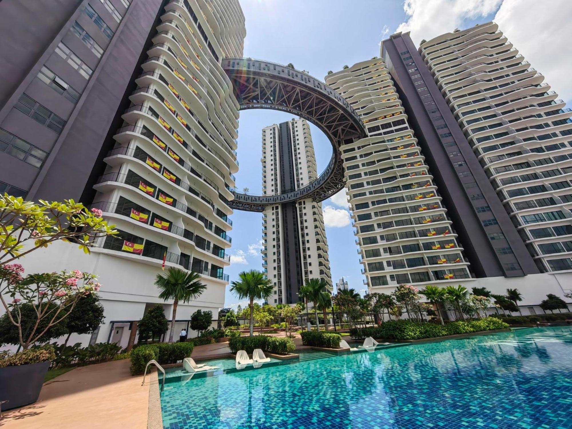 Datum Jelatek Sky Klcc Skyring Linked To Lrt And Mall Ampang (Selangor)